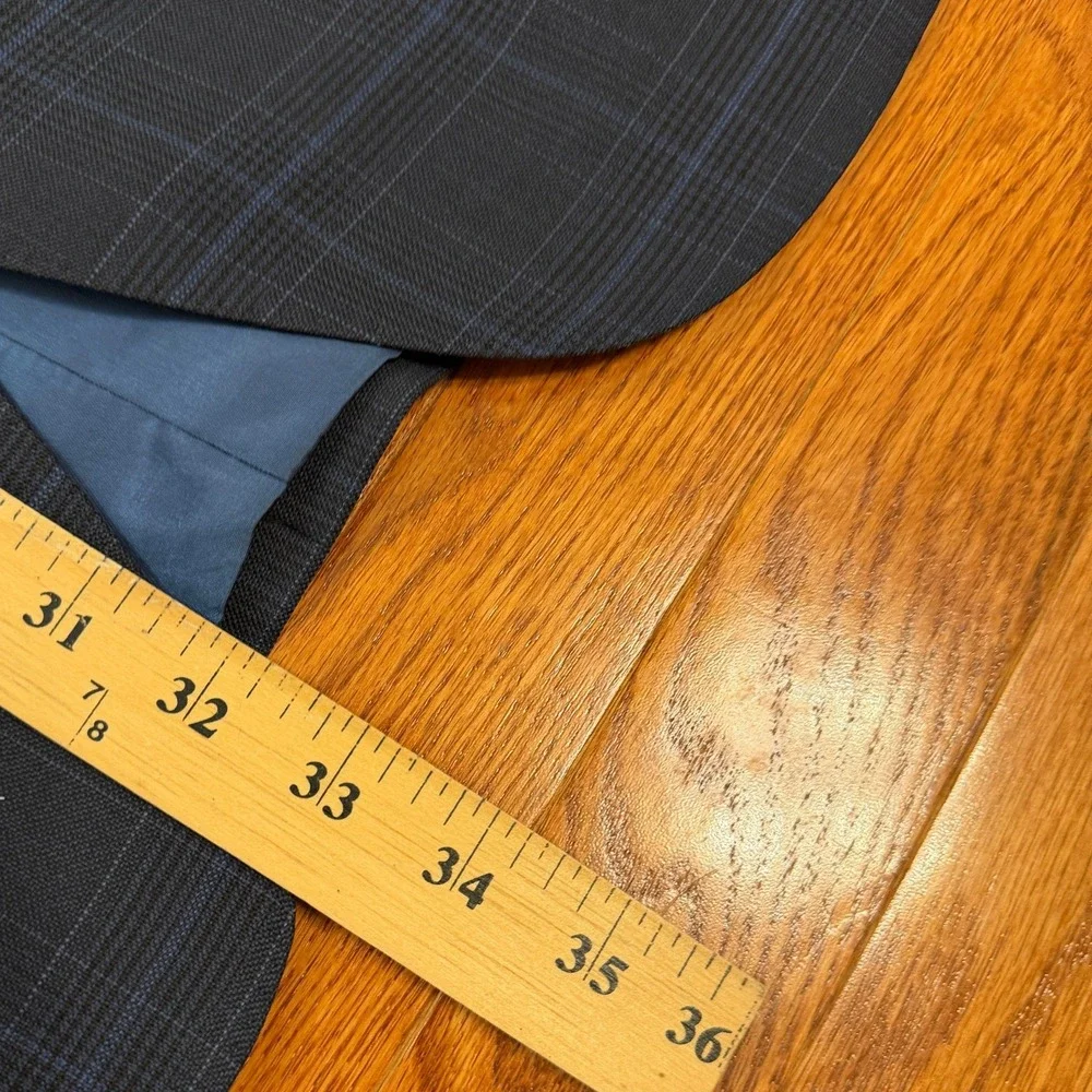 Peter Millar Sport Coat Mens 40R Wool Navy Blue Plaid Blazer Jacket 3 Button